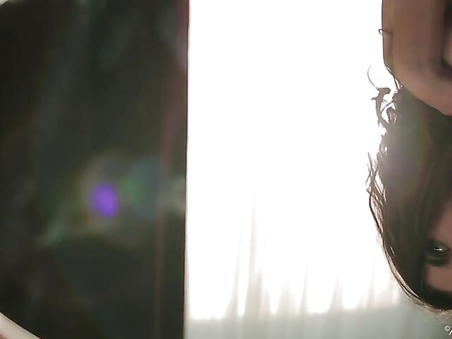 Sexy solo with beautiful Daria showing off her long lipped shaved pussy