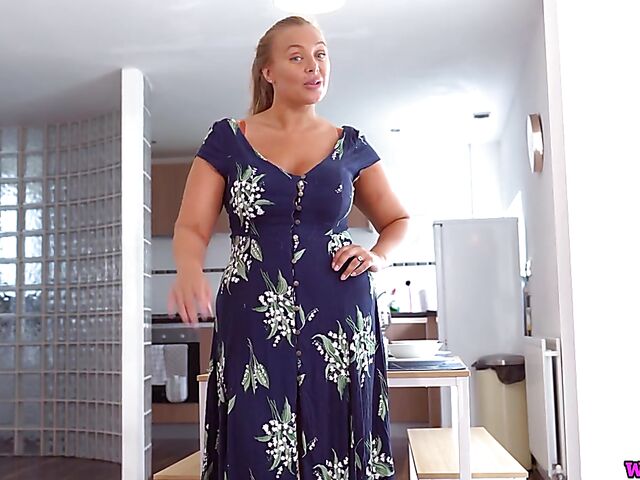 Big titted curvy MILF from New Zealand Beth wants you to watch her masturbate with her dildo