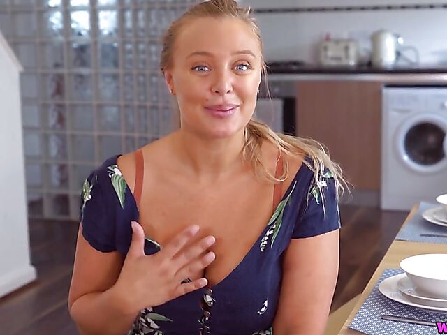 Big titted curvy MILF from New Zealand Beth wants you to watch her masturbate with her dildo