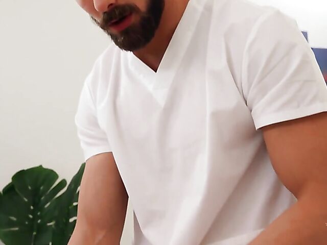 Daisy Taylor - Teen shemale massage and anal with a curious masseur