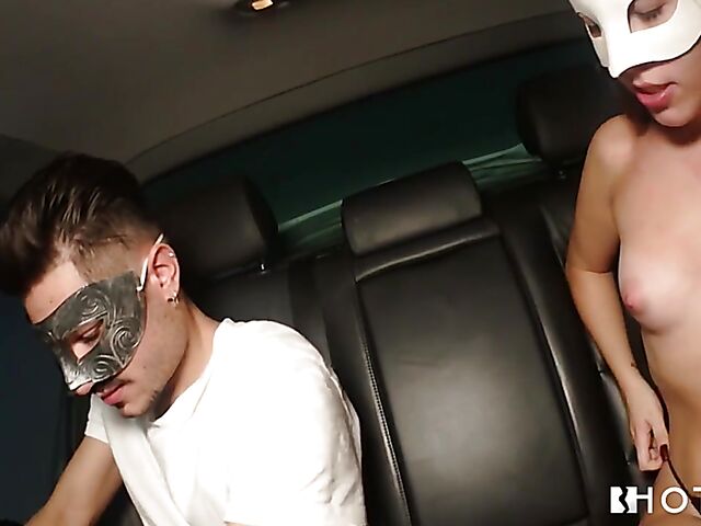 Portuguese masked couple's backseat fuck video