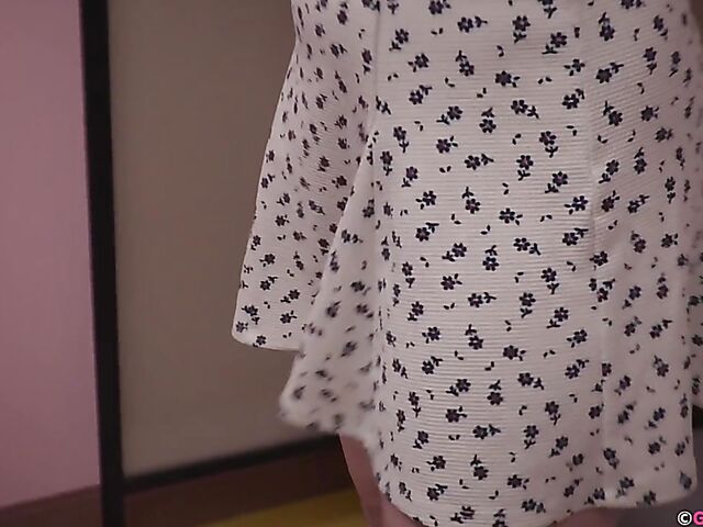 Astrid Love - Natural Australian girl masturbating