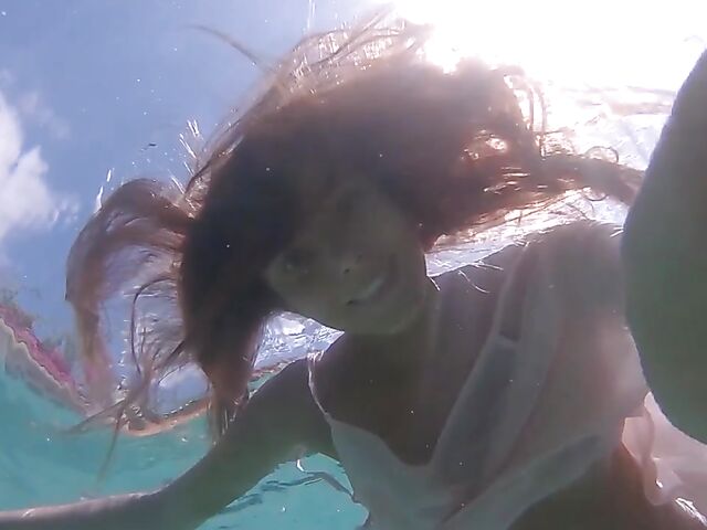 Underwater pussy in an erotic Met Art video with Mango A