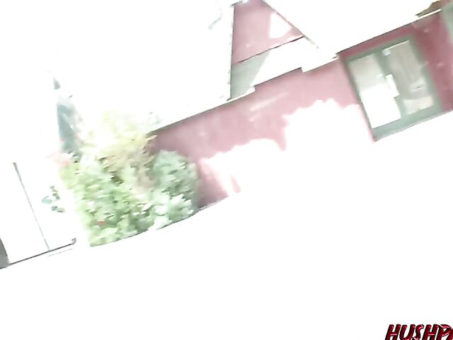 Whitezilla's big white cock in ebony slut Shimaya