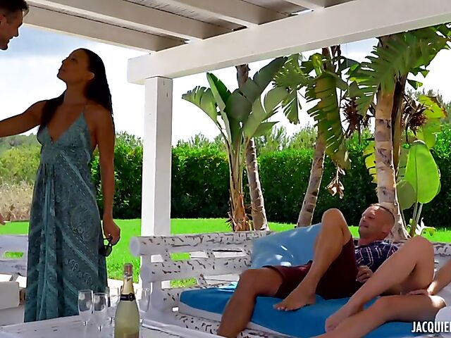 Gangbang anal in Ibiza with horny swinger Lucy Heart