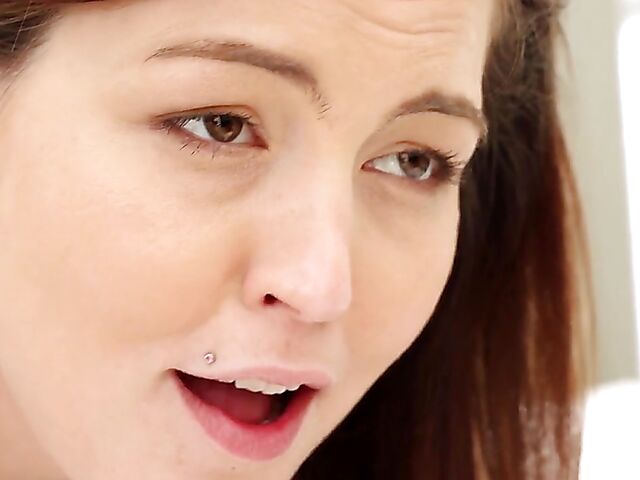 Romantic girl on girl lovemaking with Cindy Shine and Tiny Tina