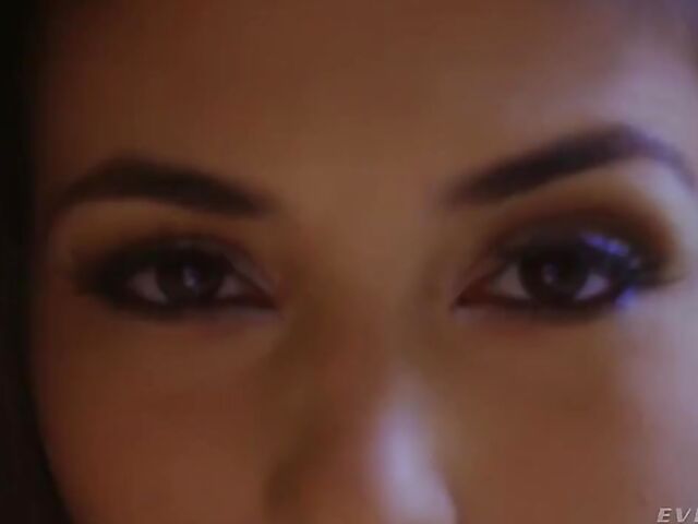 Brooklyn Gray & Markus Dupree - Fishnet anal session with a passion