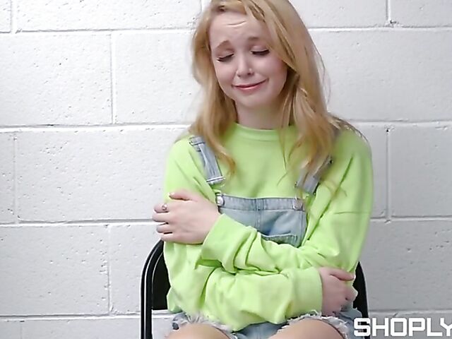 Nikole Nash - Shy teen fucked by the loss prevention officer