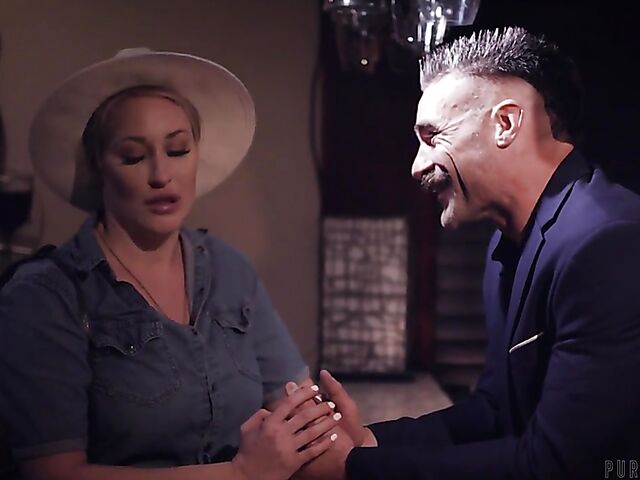 Jill Kassidy - From the bar counter to the bathroom for a hard fuck