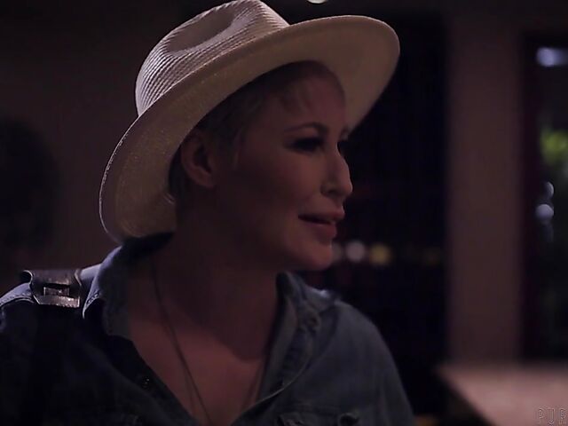 Jill Kassidy - From the bar counter to the bathroom for a hard fuck