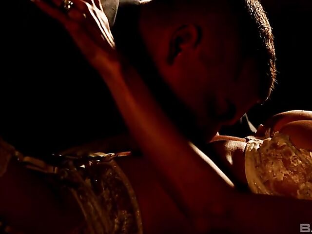 Passionate MILF pornstar Brandi Love gets some loving in the dark