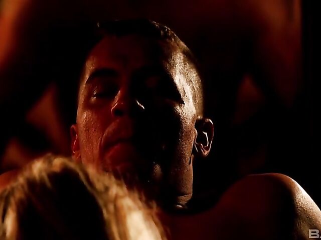 Passionate MILF pornstar Brandi Love gets some loving in the dark