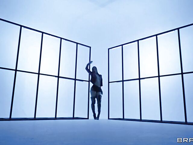 Hard sex on the couch with smoking hot Desiree Dulce