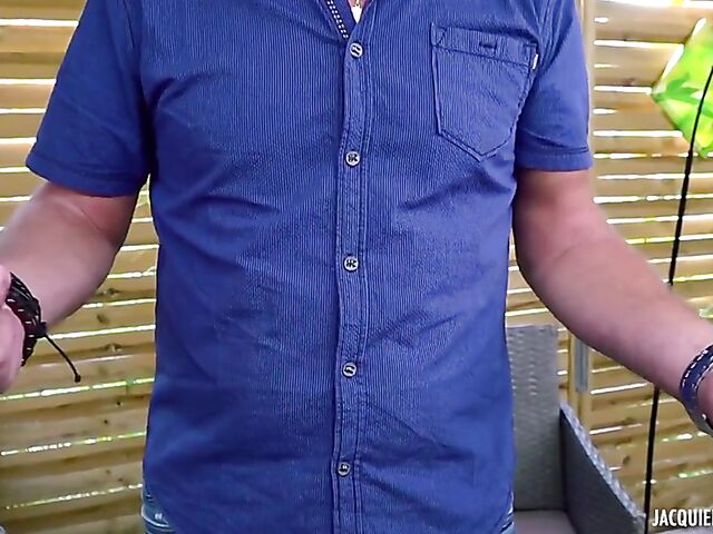 French redhead Julie and her boyfriend bang on cam