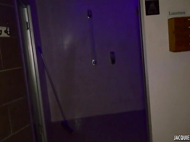 French redhead Julie and her boyfriend bang on cam