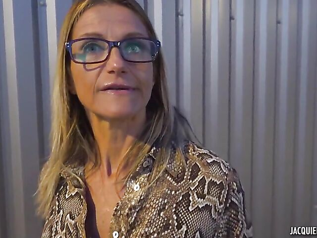 Slim mature French Ophelie is 46 and fucks like a pro