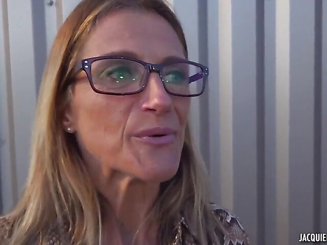 Slim mature French Ophelie is 46 and fucks like a pro