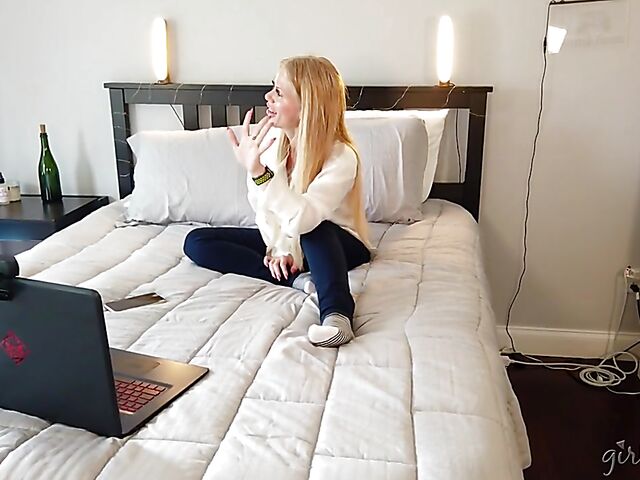 Busty milf Casca Akashova fingering herself while watching Lilly Bell's masturbation camshow