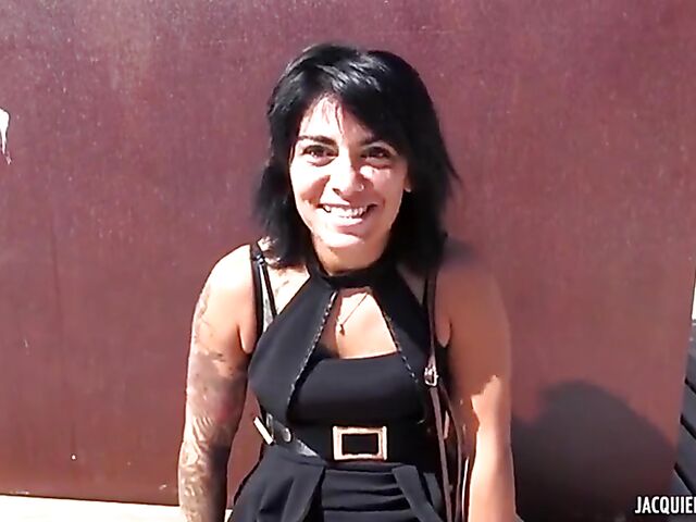 French double vag threesome with slutty Alicia