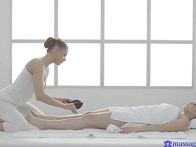 Sensual lesbian massage with Sybil Kailena and Sereyna Gomez