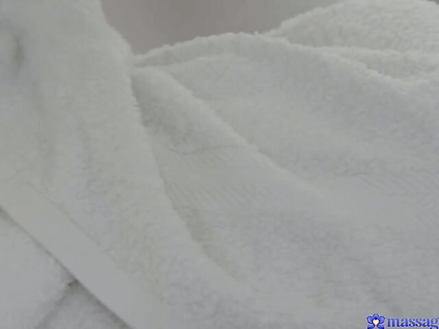 Sensual lesbian massage with Sybil Kailena and Sereyna Gomez