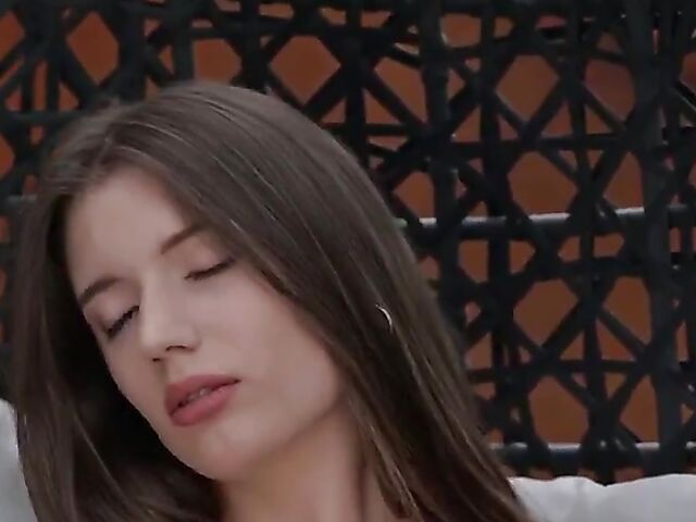 Hungarian teen babe Summer Pixi gets horny in the garden