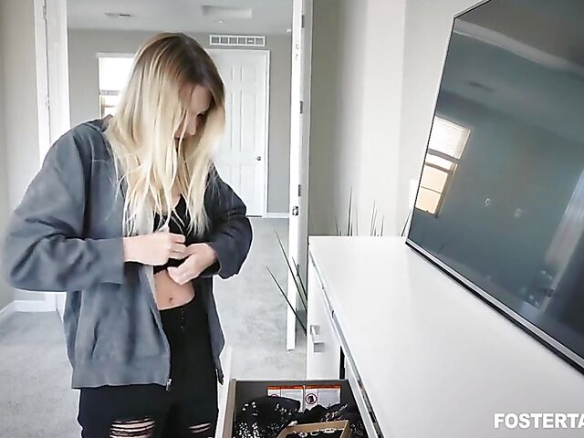 Kenna James & Lisey Sweet - Curious couple seduce teen into threesome