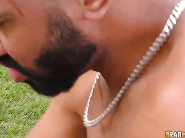 Big ass Brazilian pornstar Victoria Dias gets anal fucked outside and indoors