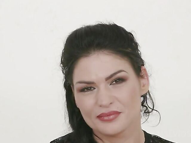 Melisa Cox is more than ready for a black cock in ass