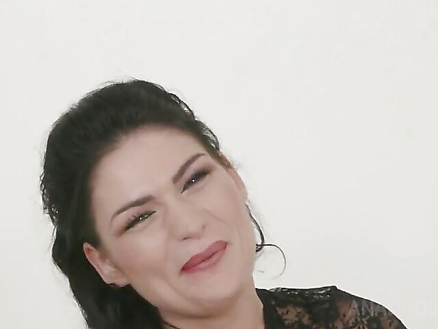 Melisa Cox is more than ready for a black cock in ass