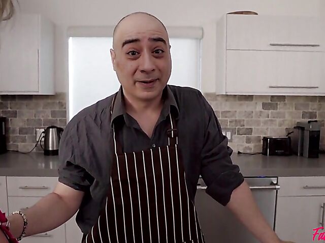 MILF and teen fantasy family foursome with Dee Williams and Vanna Bardot