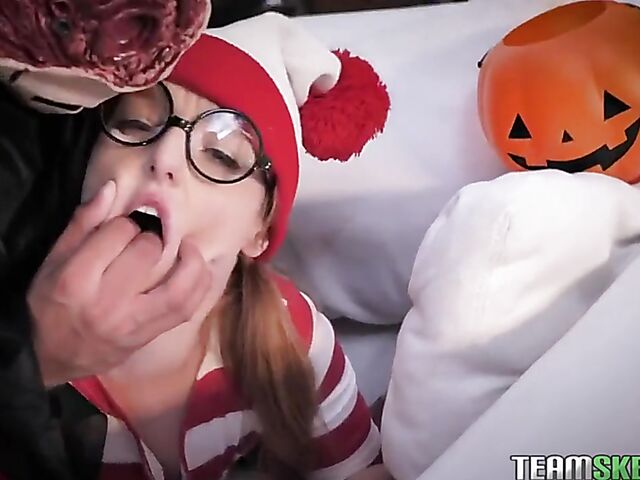 Halloween sex with ginger teen Cleo Clementine