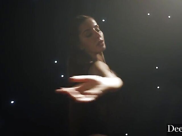 Vanna Bardot - Teen ballerina sex on stage after the rehearsal