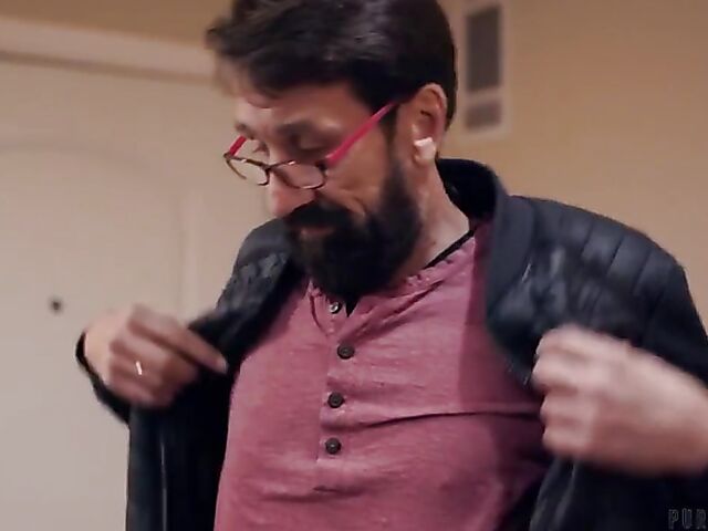 Horny old man fucks teen tourist Athena Faris