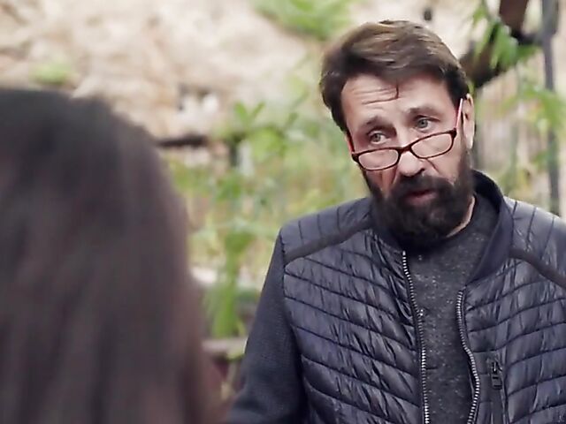 Horny old man fucks teen tourist Athena Faris