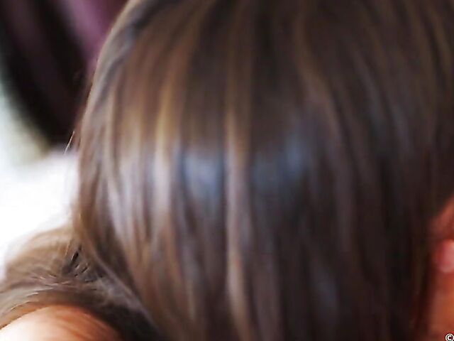 Girls Out West lesbian try on haul with Eva May and Rubi Valentine