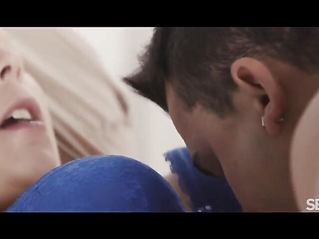 Lili Parker & Don Diego - A hot couple in the bedroom