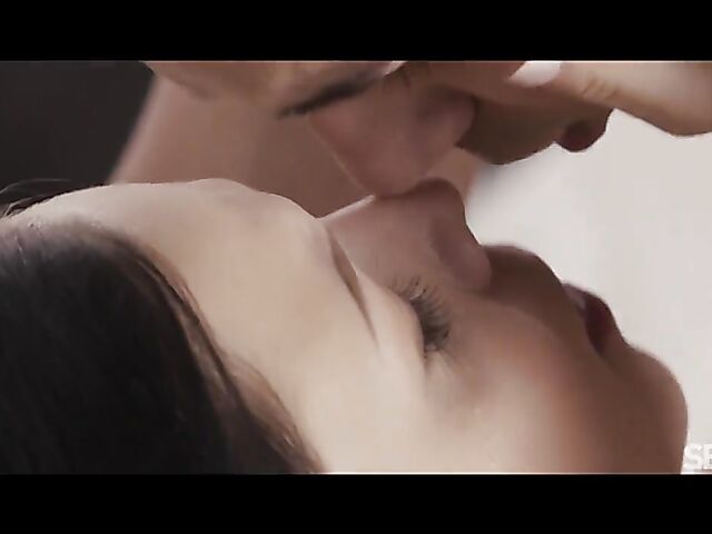 Lili Parker & Don Diego - A hot couple in the bedroom