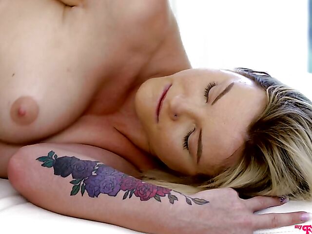 Lively young babe Zazie Skymm is so happy with Nikki Nuttz's cock