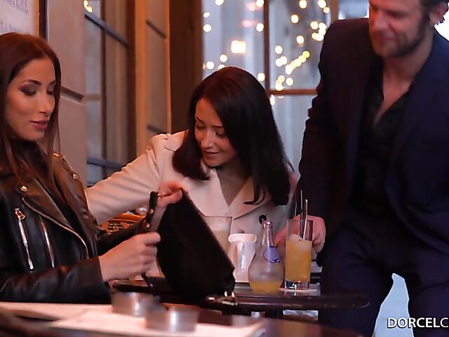 FFM brunette threesome with Avi Love and Clea Gaultier