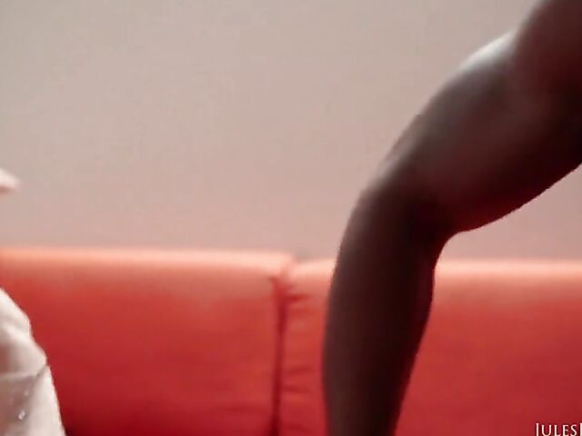 Cute Carolina Sweets' BBC interracial hardcore experience