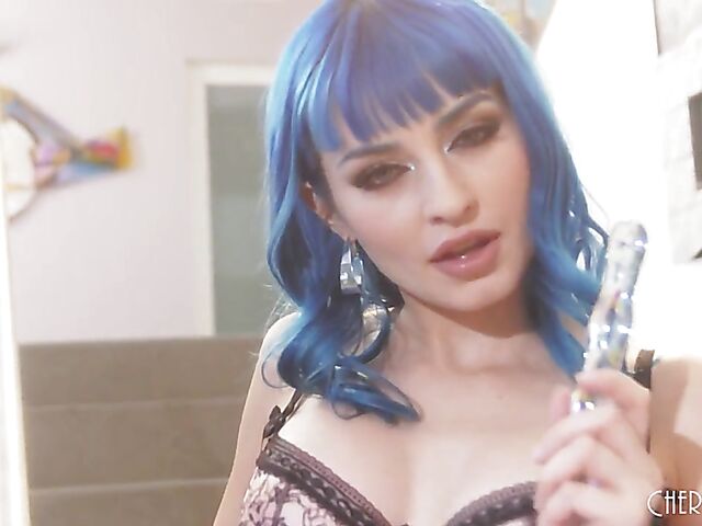 Blue hair, sexy lingerie and a glass dildo in Jewelz Blu's pussy