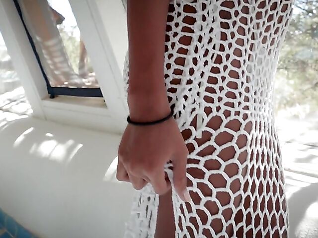 Beautiful solo on the beachfront with sexy Indonesian girl Putri Cinta