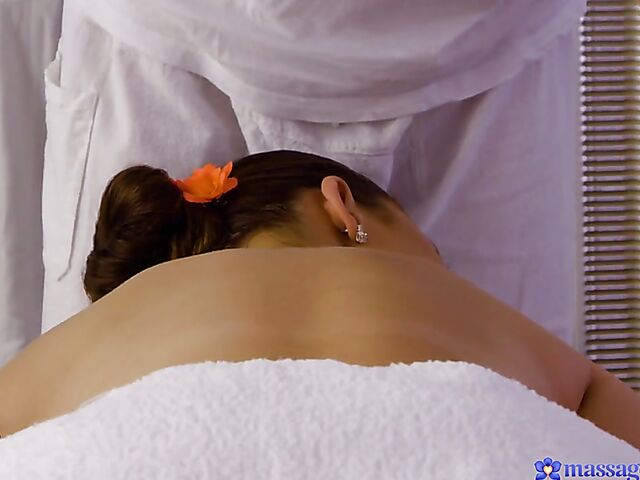 Oily massage room sex with nude and hot Mia Rose