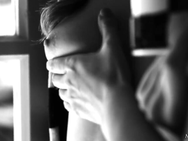 Sultana - Young brunette's fingering orgasm