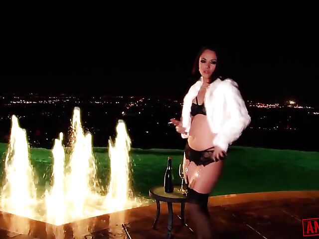 Kristina Rose's trimmed pussy fucked before anal pounding