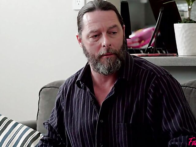 Fantasy foursome family fuck with Leia Rae and Tiffany Fox