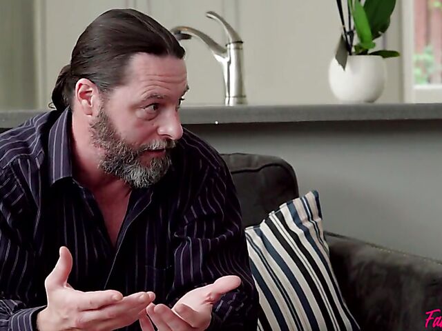 Fantasy foursome family fuck with Leia Rae and Tiffany Fox