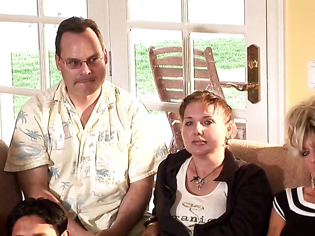 Cunnilingus tutorial on how to eat pussy properly