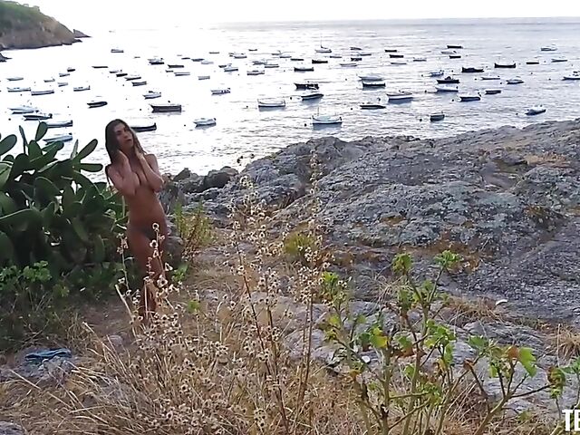 Photoshoot sex on the beach with lovely brunette Anya Krey